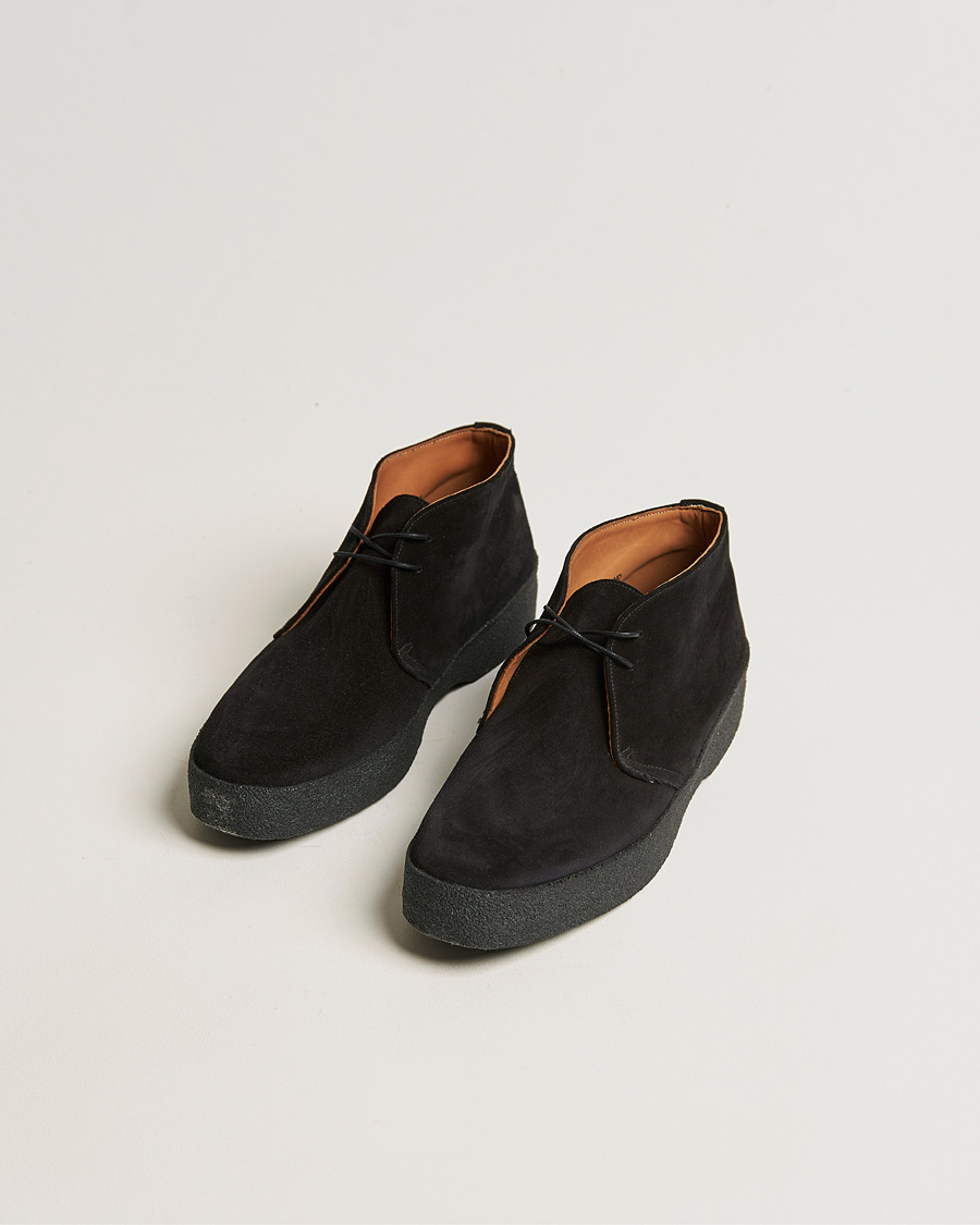 Men | Handmade shoes | Sanders | Sam Chukka Boot Black Suede