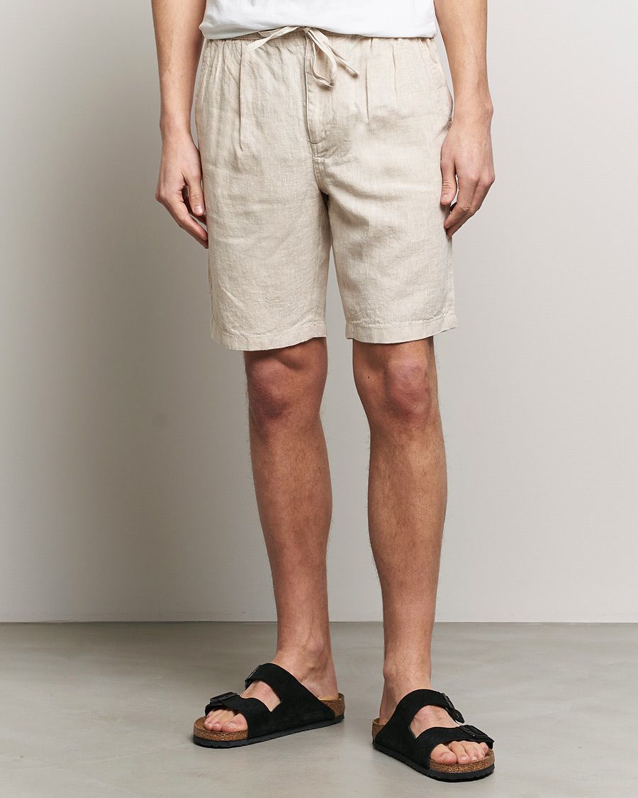 Men | Clothing | KnowledgeCotton Apparel | Loose Linen Shorts Light Feather Gray