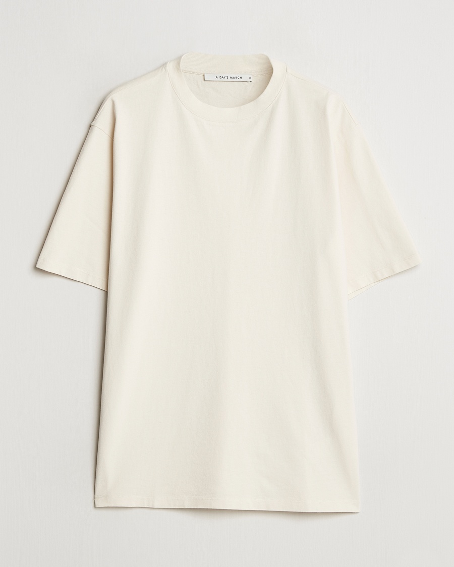 A Day's March Tron Casual Heavy T-Shirt Off White – White