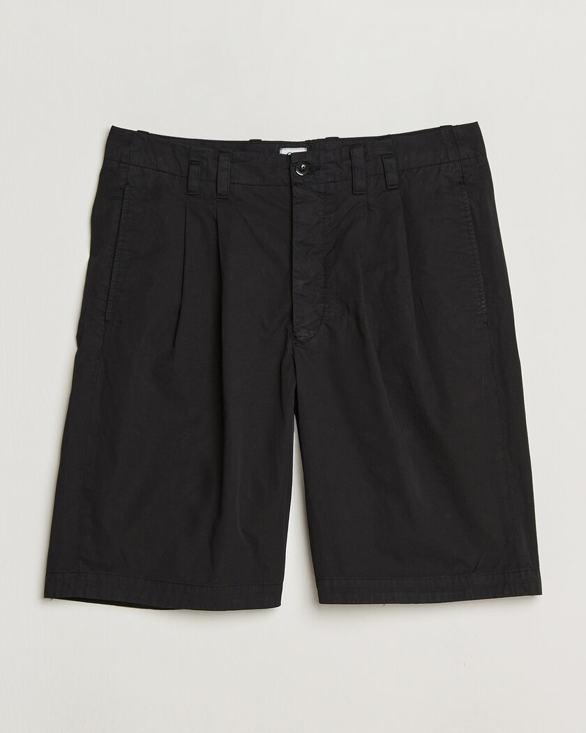 C.P. Company Cotton Gabardine Pleated Loose Shorts Black – Black