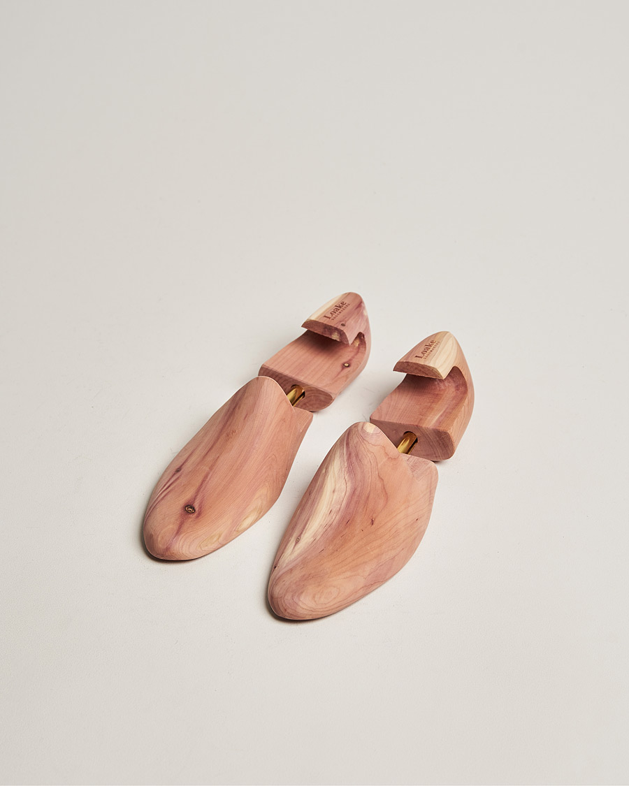 Men | Christmas Gifts | Loake 1880 | Cedar Wood Shoe Tree