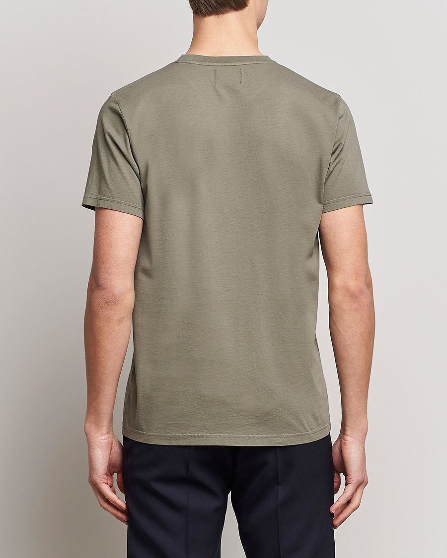 Men |  | Colorful Standard | Classic Organic T-Shirt Dusty Olive