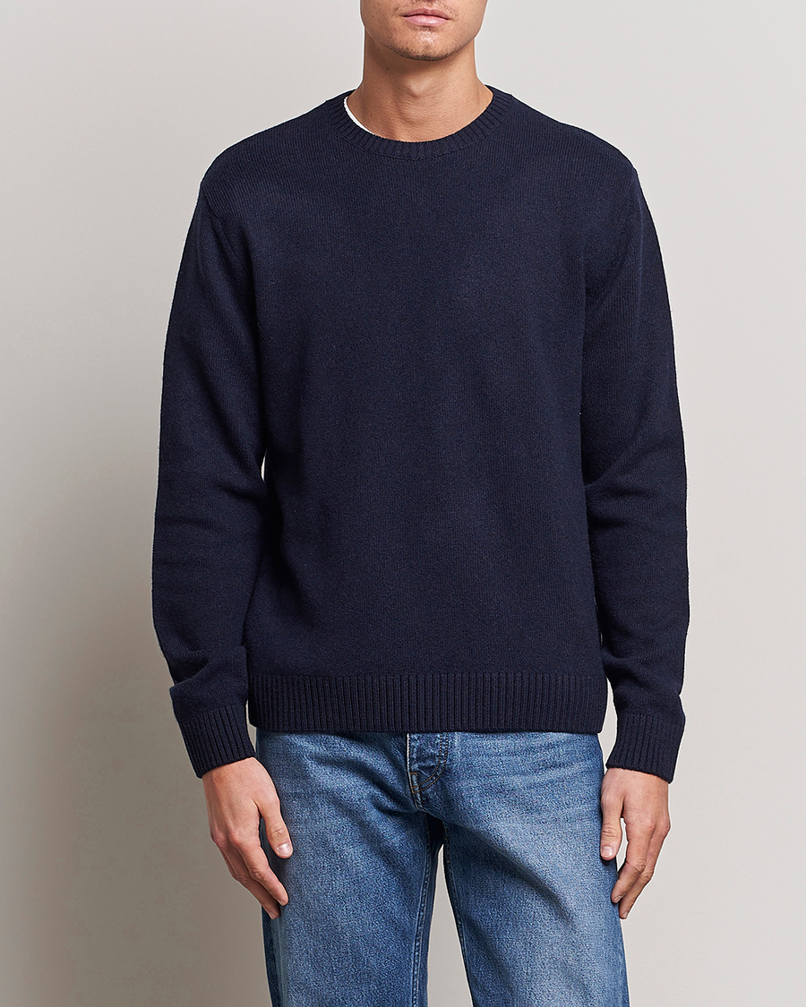 Men | Clothing | Colorful Standard | Classic Merino Wool Crew Neck Navy Blue
