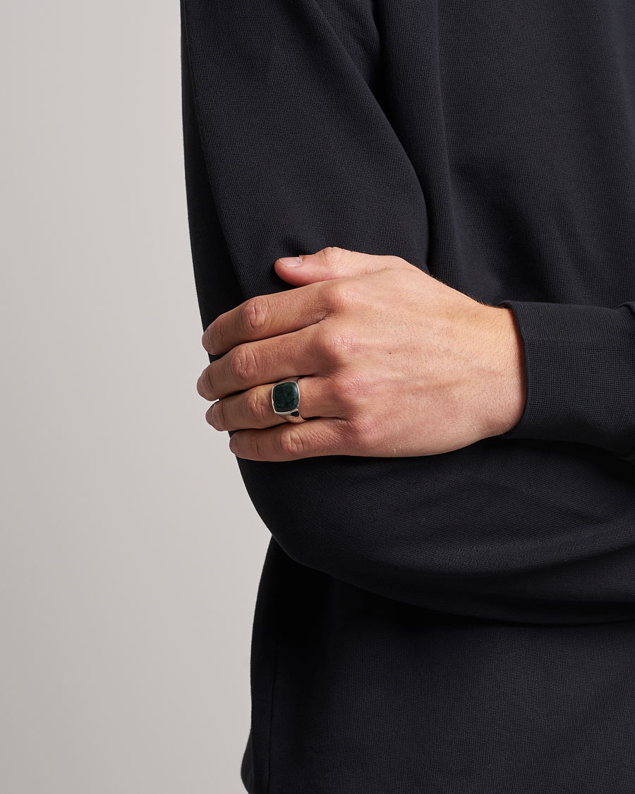 Herr | Contemporary Creators | Tom Wood | Cushion Green Marble Ring Silver