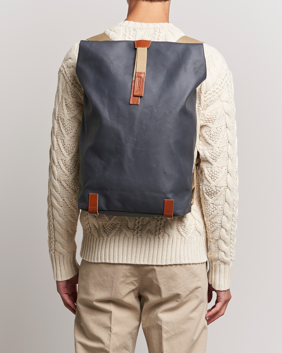 Men | Accessories | Brooks England | Pickwick Cotton Canvas 26L Backpack Grey Honey