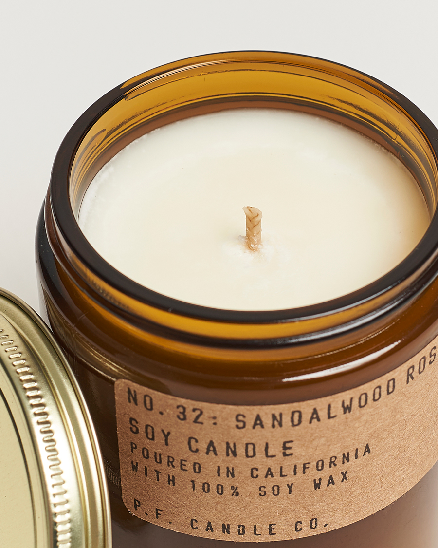 Herr |  | P.F. Candle Co. | Soy Candle No. 32 Sandalwood Rose 204g