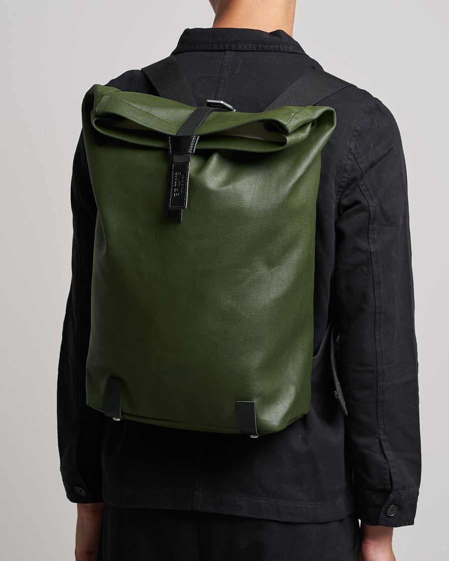 Men | Accessories | Brooks England | Pickwick Cotton Canvas 26L Backpack Forest