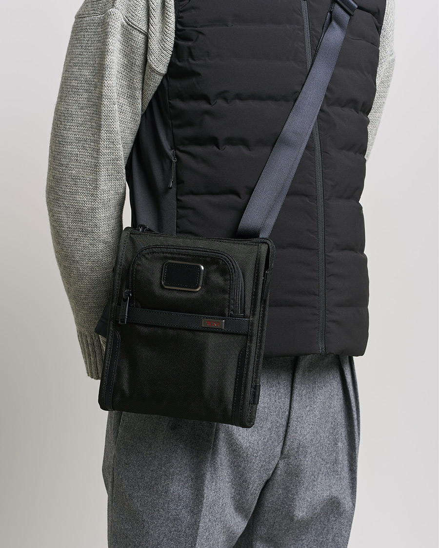 Men | Accessories | TUMI | Alpha 3 Pocket Small Crossbody Bag Black