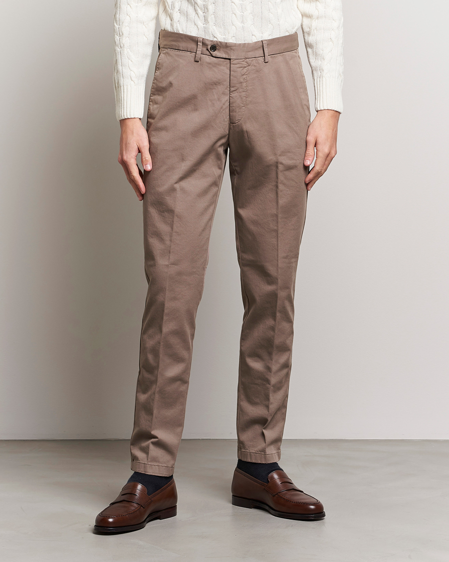 Men | Oscar Jacobson | Oscar Jacobson | Danwick Cotton Trousers Light Brown