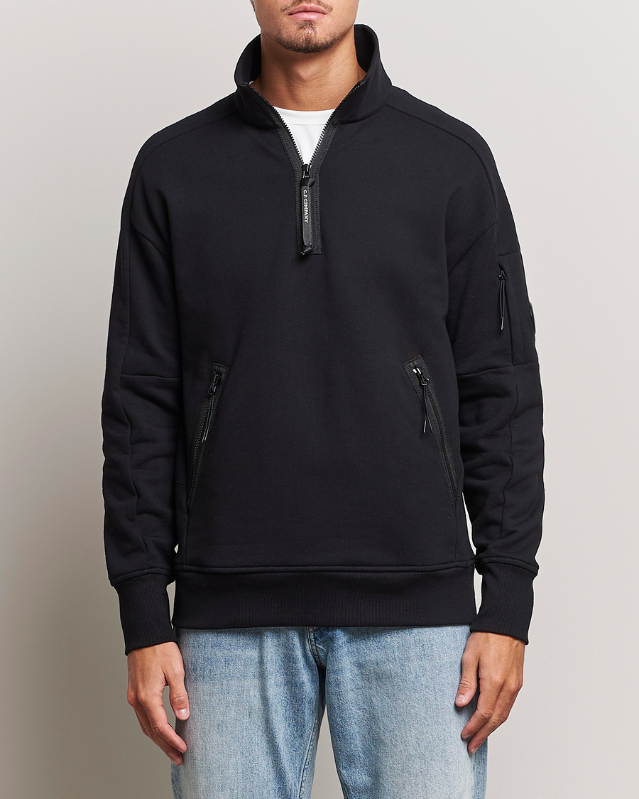 Men | Fleece Sweaters | C.P. Company | Diagonal Raised Fleece Half Zip Goggle Hoodie Black