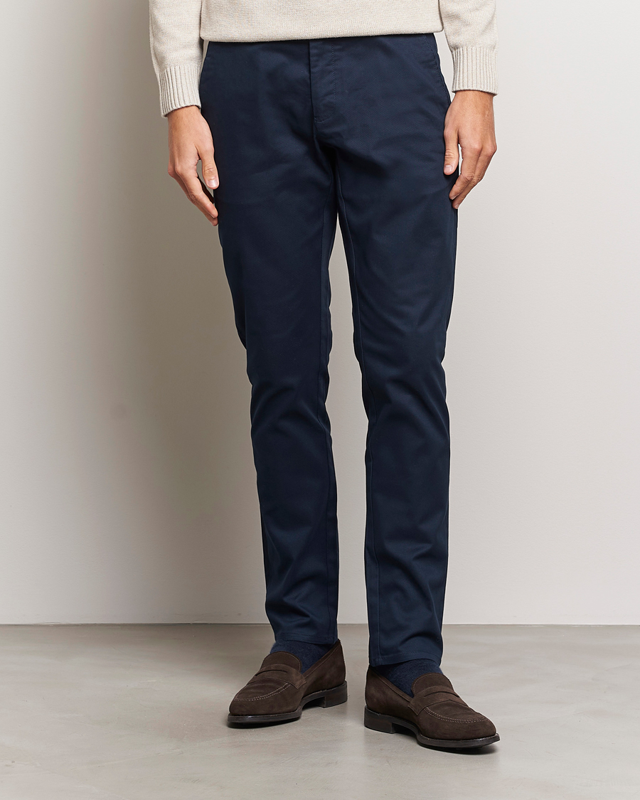 Homme | Sections | GANT | Slim Fit Tech Prep Chino Marine