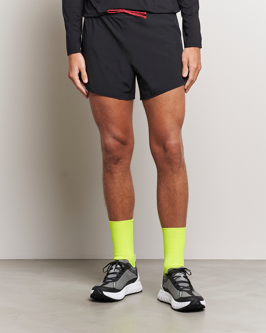 Homme | Shorts | District Vision | 5 Inch Training Shorts Black