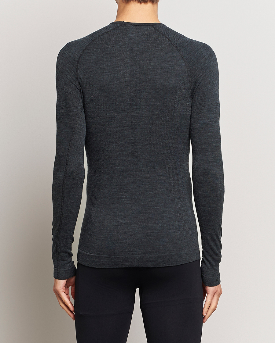 Men | Long Sleeve T-shirts | Falke Sport | Falke Long Sleeve Wool Tech Shirt Black