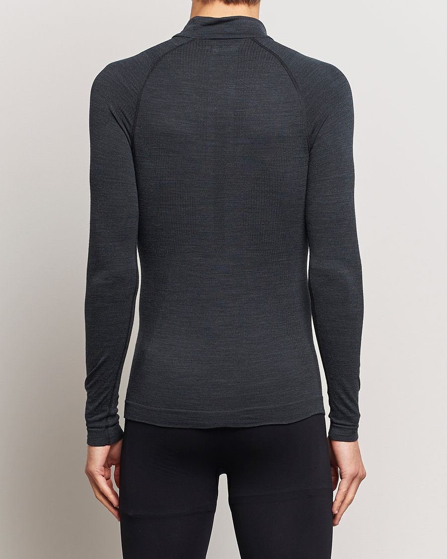 Men | Active | Falke Sport | Falke Long Sleeve Wool Tech half Zip Shirt Black