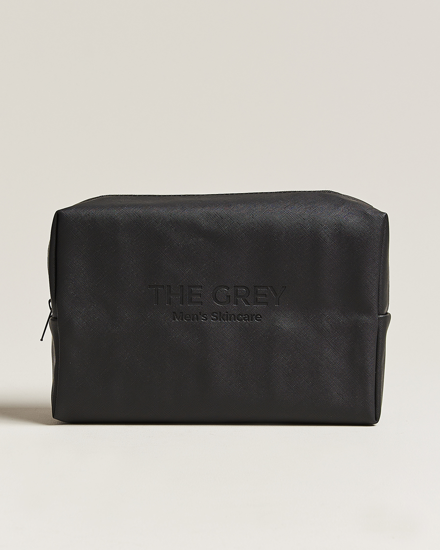 Men | Lifestyle | THE GREY | The Essential Set 