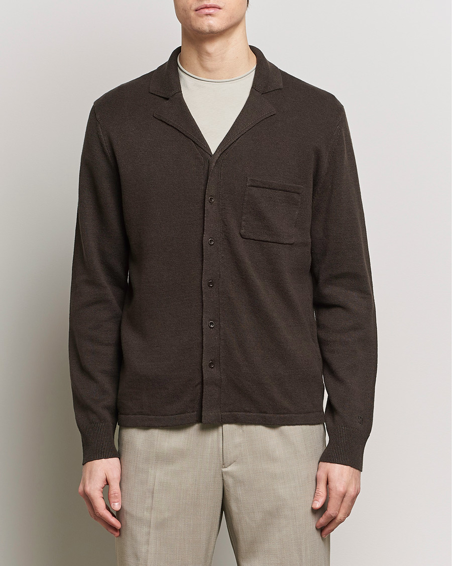 Men | Cardigans | Filippa K | Cotton Linen Knitted Shirt Dark Oak