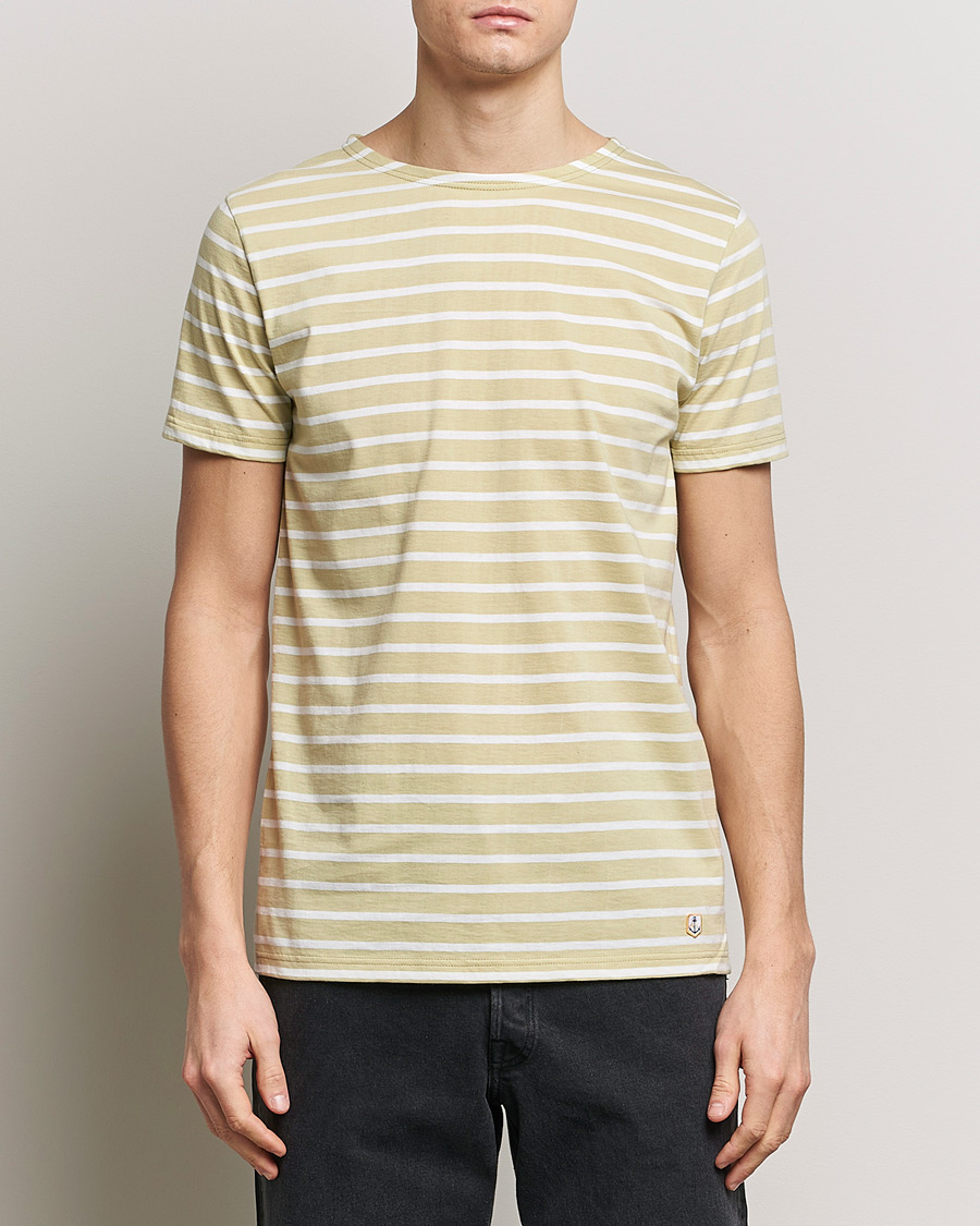 Men | Clothing | Armor-lux | Hoëdic Boatneck Héritage Stripe T-shirt Pale Olive/Milk