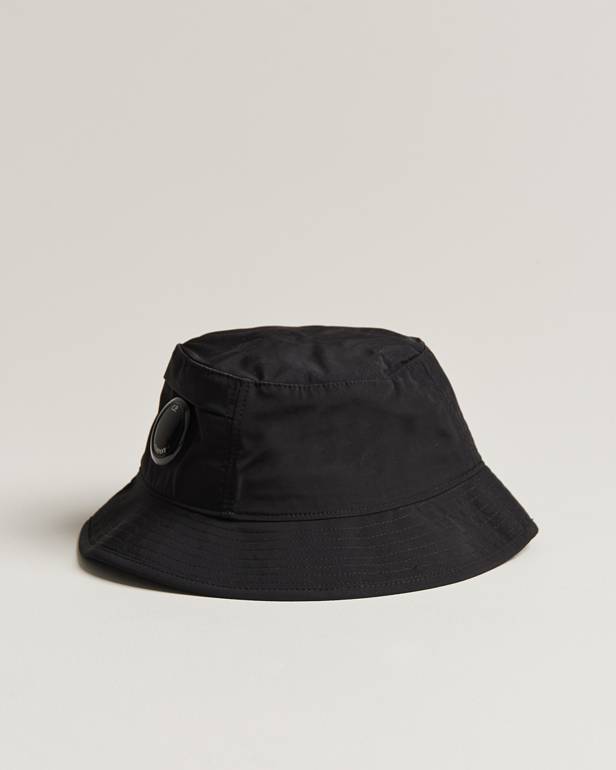 Men | Accessories | C.P. Company | Chrome R Bucket Hat Black
