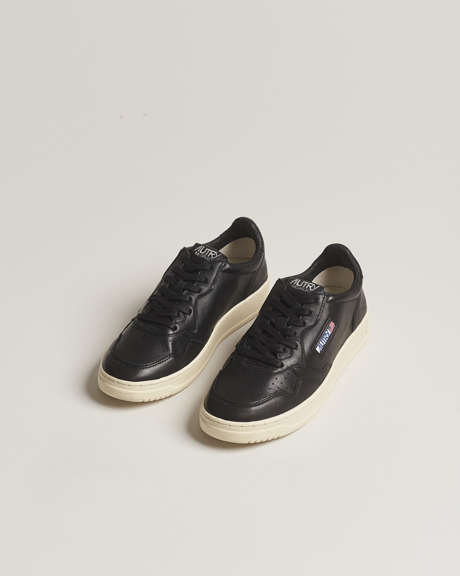 Homme | Chaussures | Autry | Medalist Low Super Soft Goat Leather Sneaker Black
