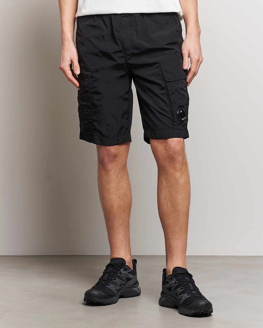 Men | Clothing | C.P. Company | Chrome-R Cargo Shorts Black