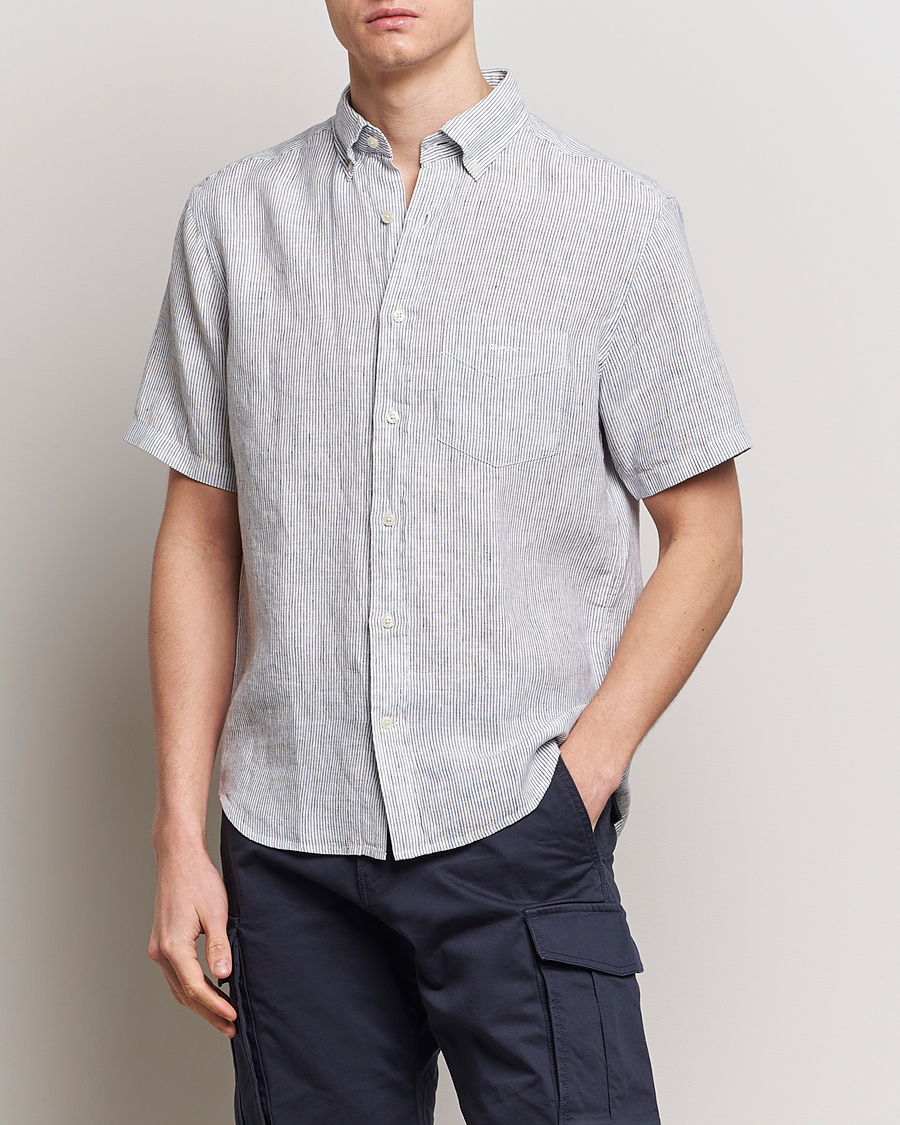 Men | What's new | GANT | Regular Fit Striped Linen Short Sleeve Shirt White/Blue