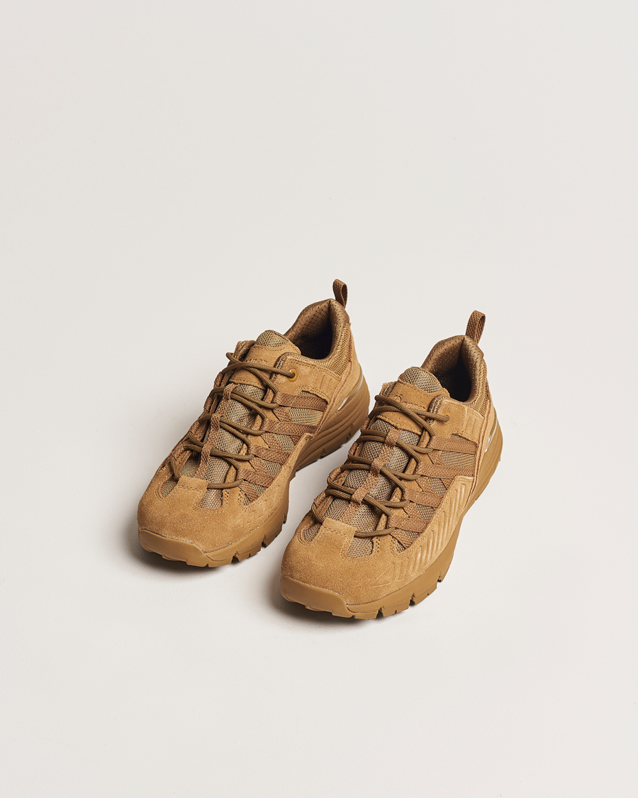 Homme | Chaussures De Randonnée | Danner | Fullbore Low Suede Hiking Sneaker Coyote