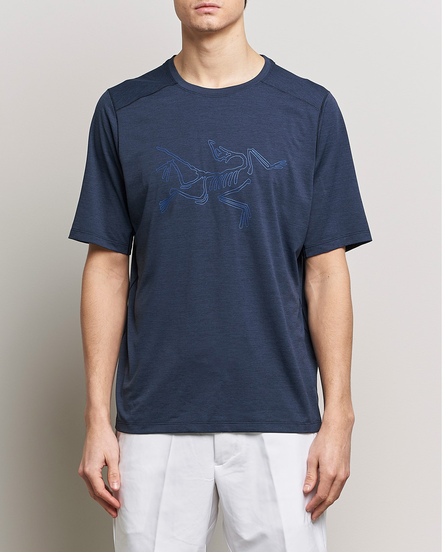 Men | T-Shirts | Arc'teryx | Cormac Bird Logo Crew Neck T-Shirt Black Sapphire