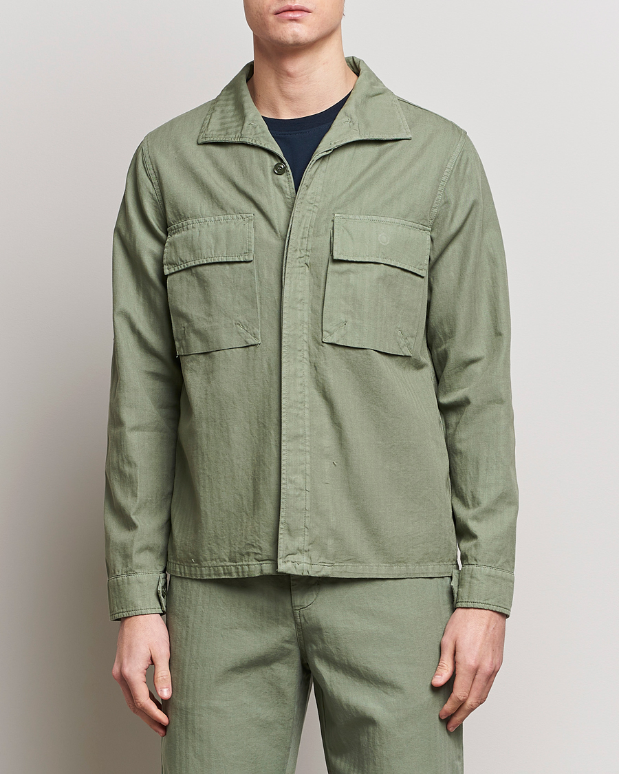 Men | Contemporary jackets | Aspesi | Cotton Herringbone Shirt Jacket Sage
