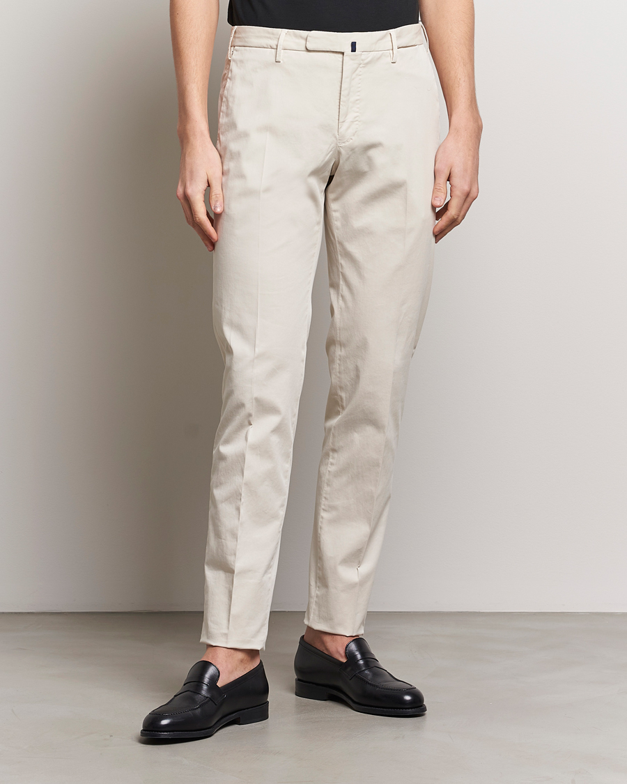 Men | Trousers | Incotex | Slim Fit Comfort Chinos Off White