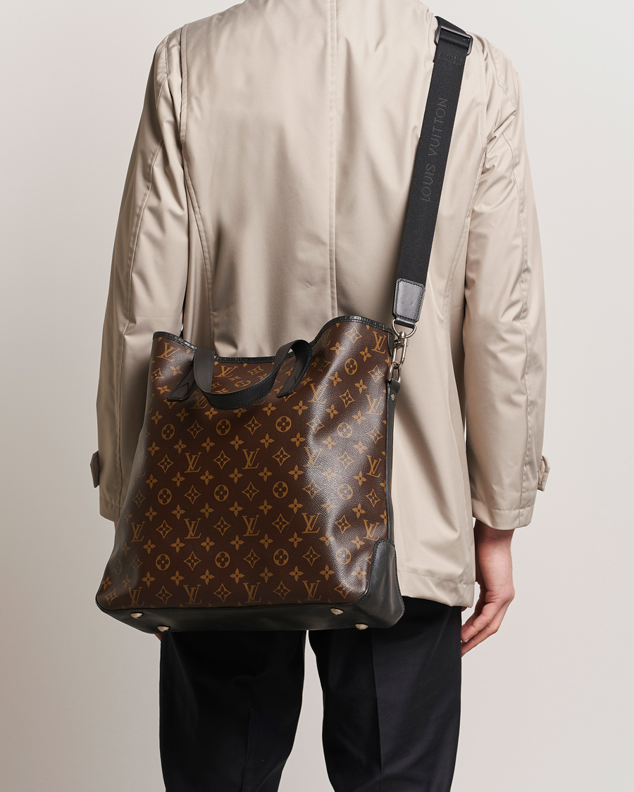 Men |  | Louis Vuitton Pre-Owned | Davis Tote Bag Monogram Macassar