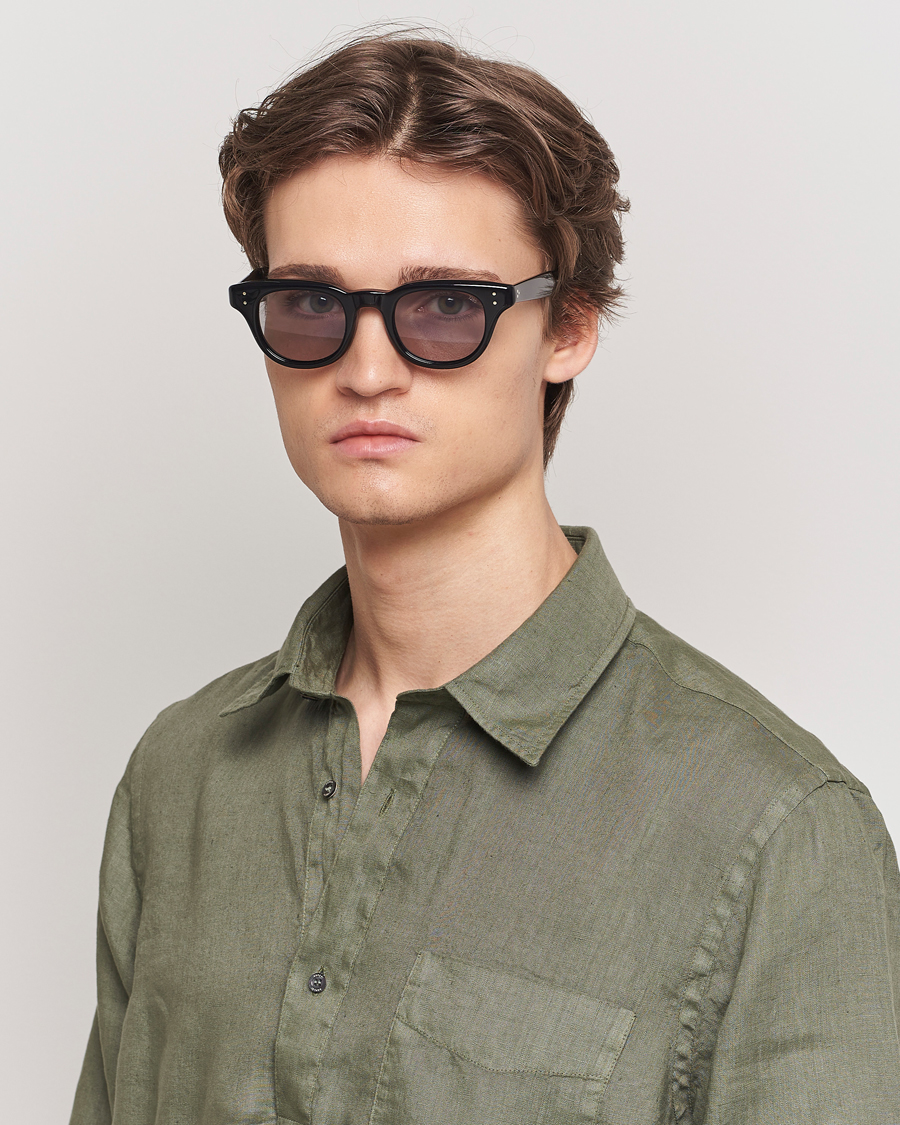Men | Sunglasses | EYEVAN 7285 | 353 Sunglasses Black