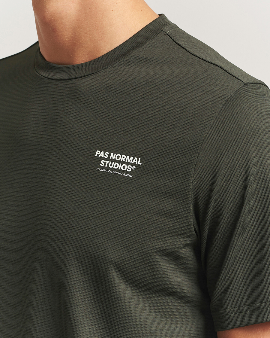 Men | T-Shirts | Pas Normal Studios | Balance T-Shirt Dark Olive