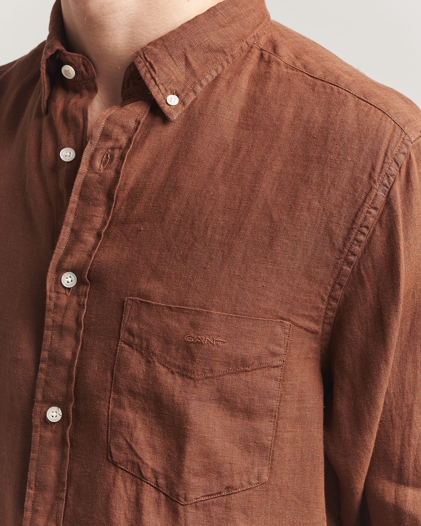 Men | Shirts | Gant | Regular Fit Garment Dyed Linen Shirt Mahogany Brown