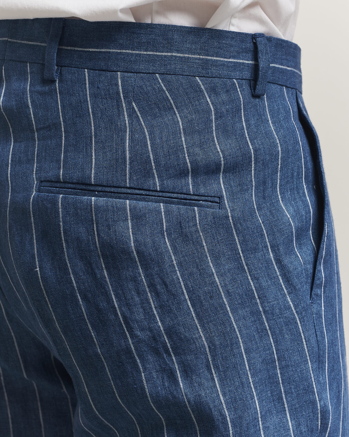 Men | Trousers | Oscar Jacobson | Dandy Striped Linen Trousers Blue