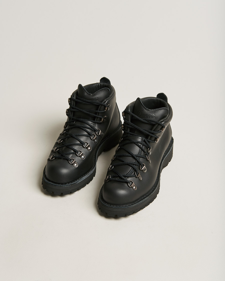 Men | Black boots | Danner | Mountain Light GORE-TEX Boot Black
