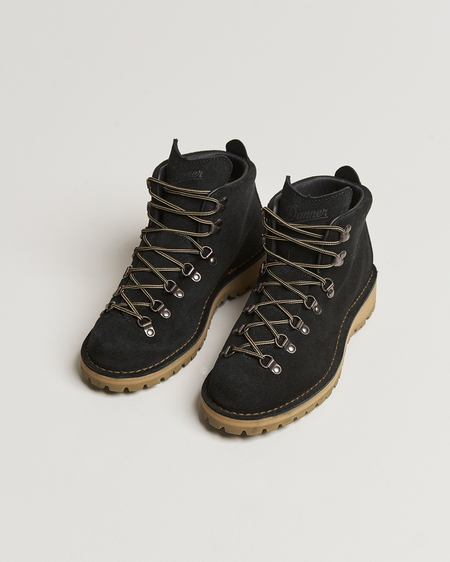 Men | Black boots | Danner | Mountain Light GORE-TEX Boot Black Suede