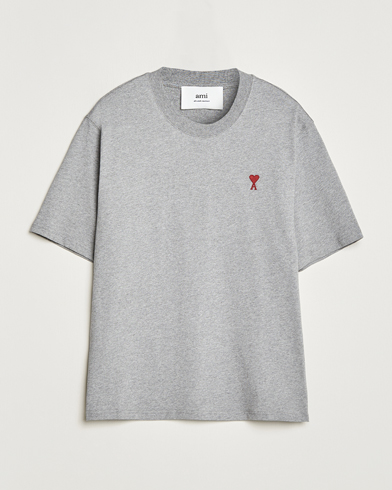 T shirt with heart clearance logo