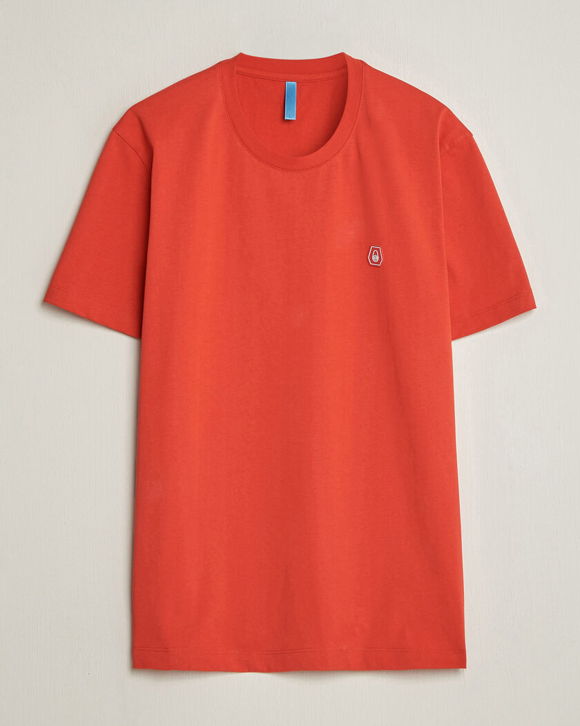 Sail Racing Fleet T-Shirt Aurora Red – Red