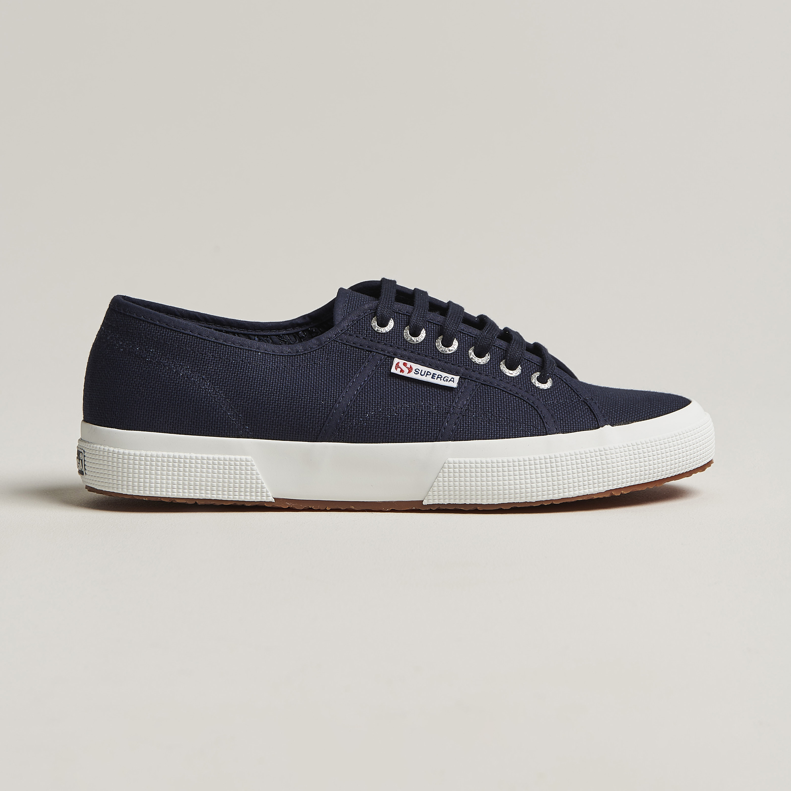 Superga hot sale trainers navy