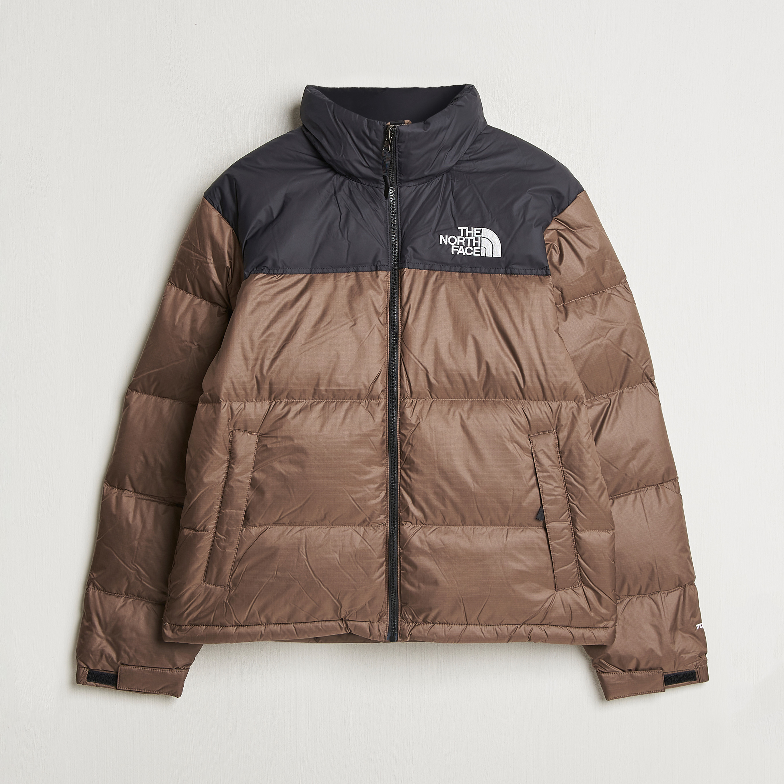 *NEW* The North Face popular 1996 Retro Nupste Puffer Jacket Size M