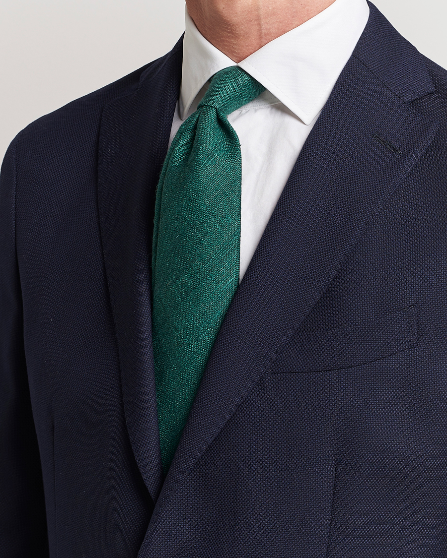 Men |  | Drake\'s | Silk Tussah Handrolled Tie Green
