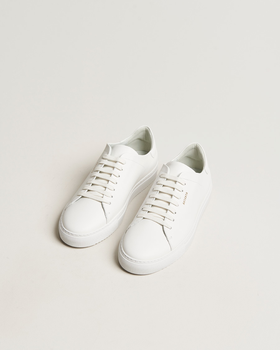 White on sale sneakers low