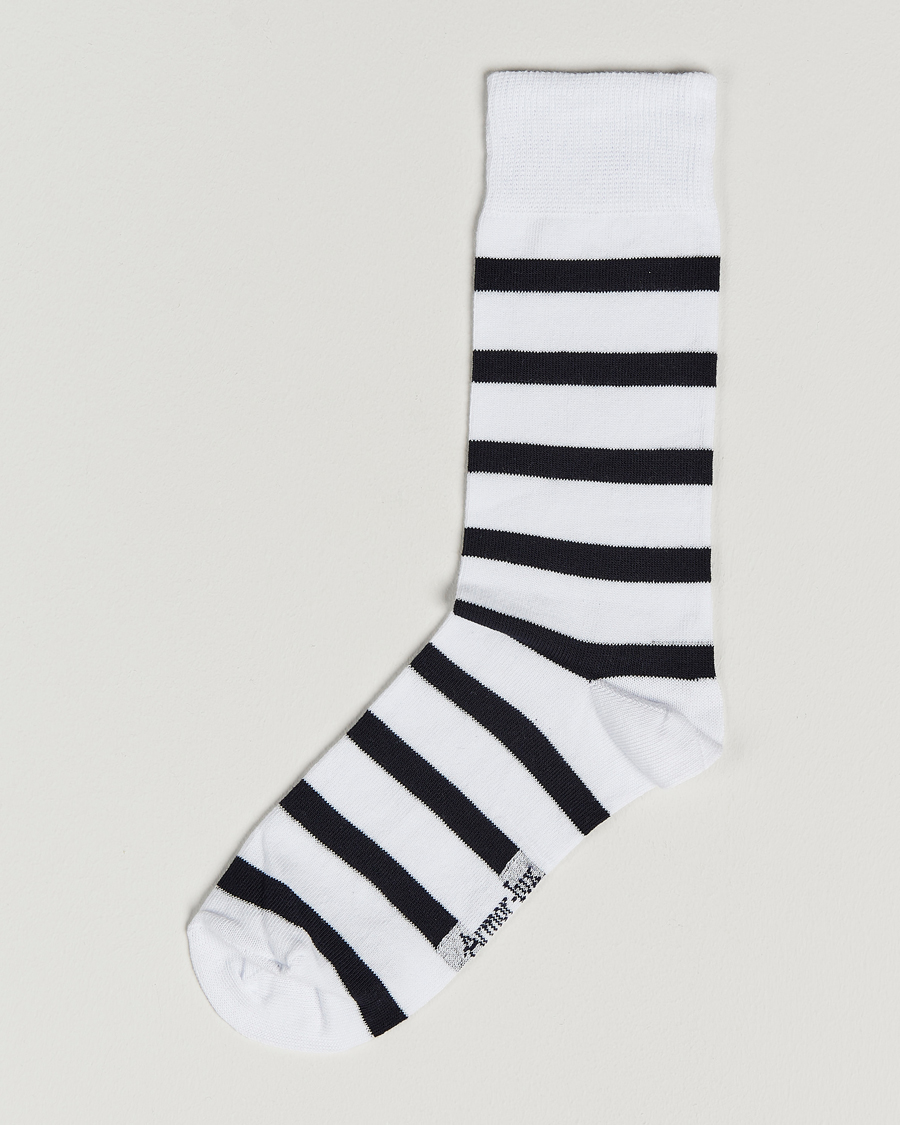 Black and white striped socks deals mens