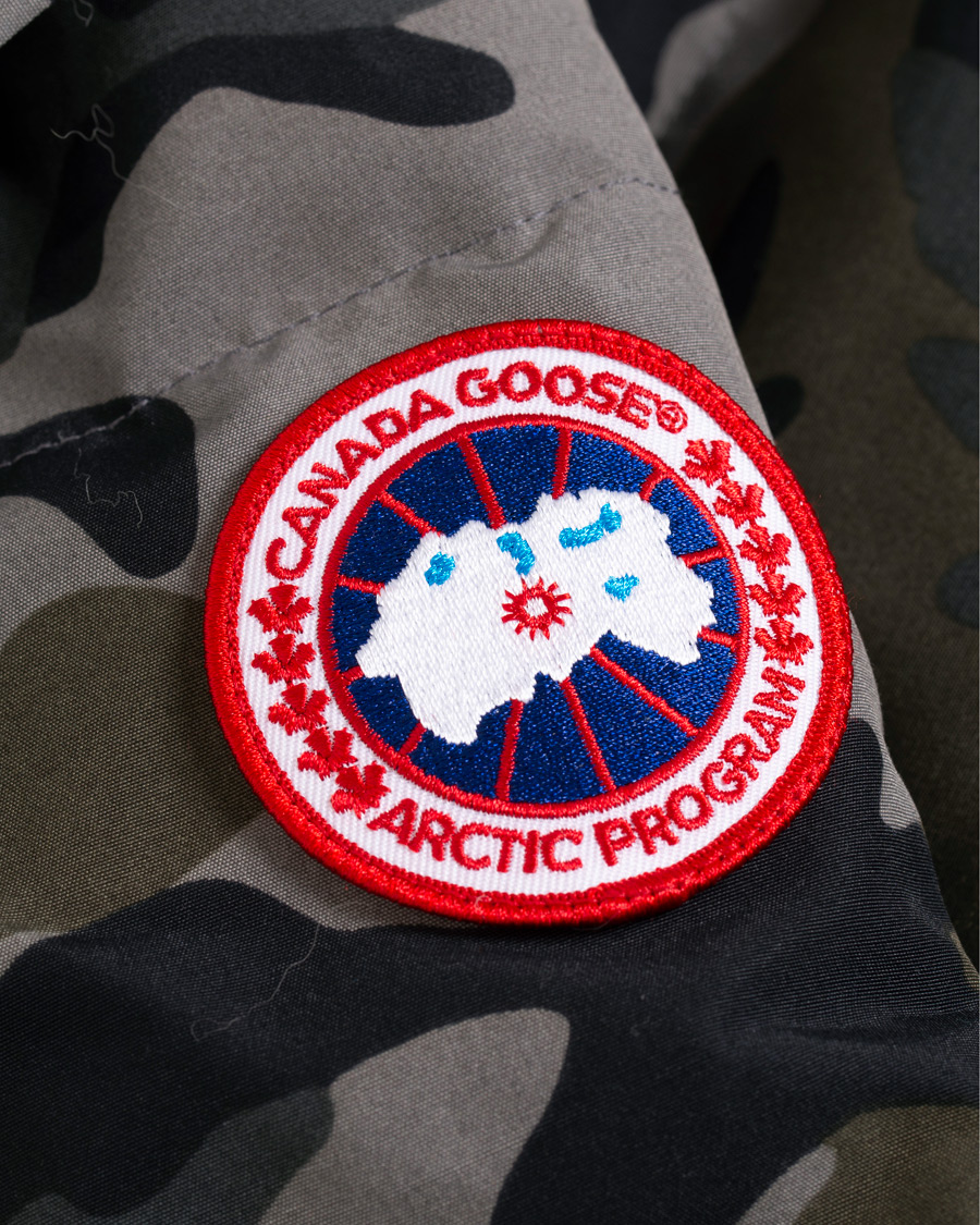 Canada goose jacket discount patch