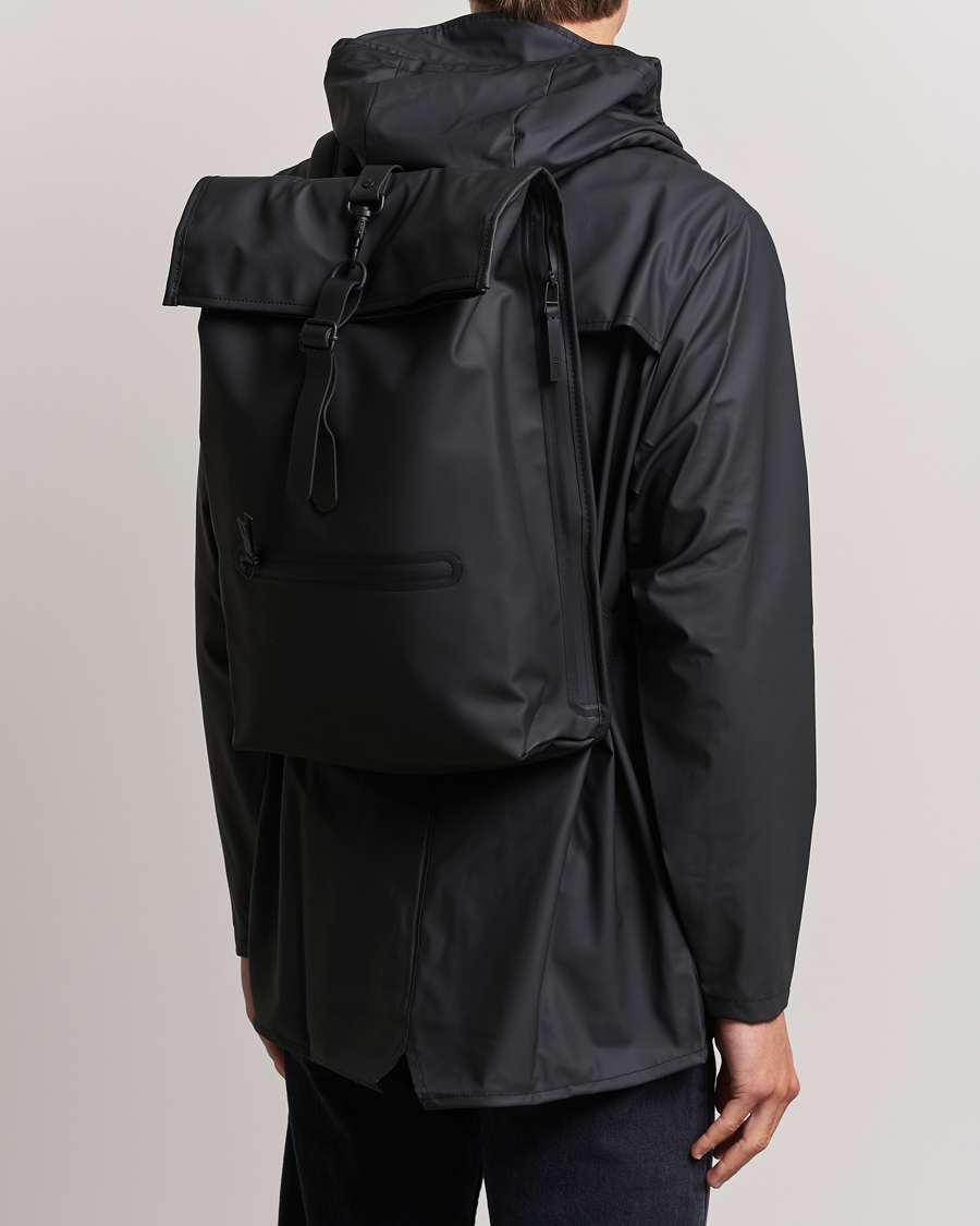 Rains rolltop deals rucksack black