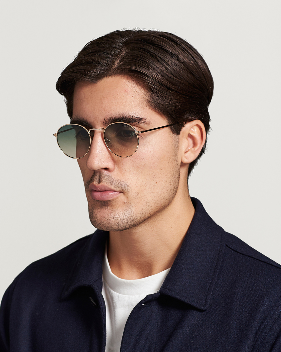 Ryan sunglasses store