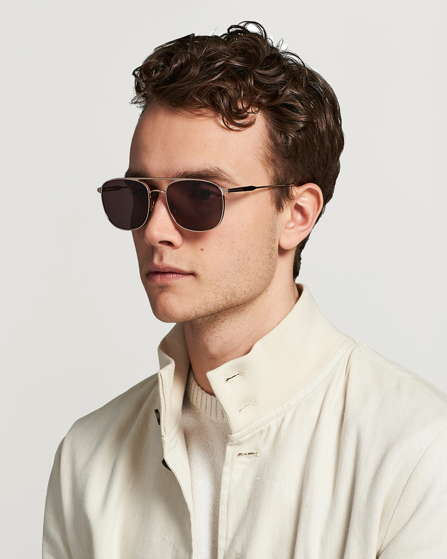 Gold and brown outlet sunglasses