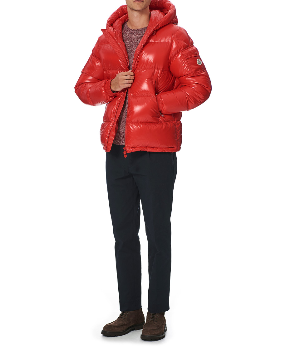 Moncler puffer outlet red