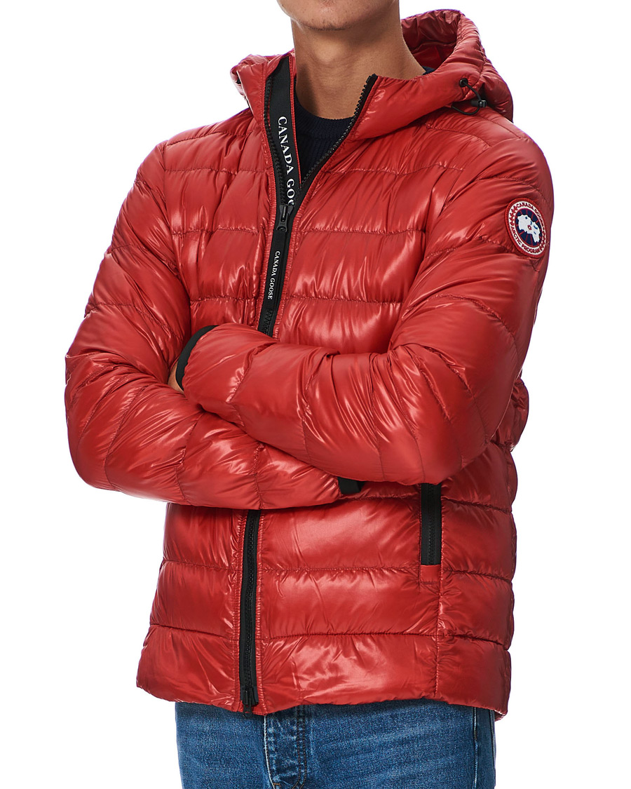 Canada goose clearance red puffer jacket