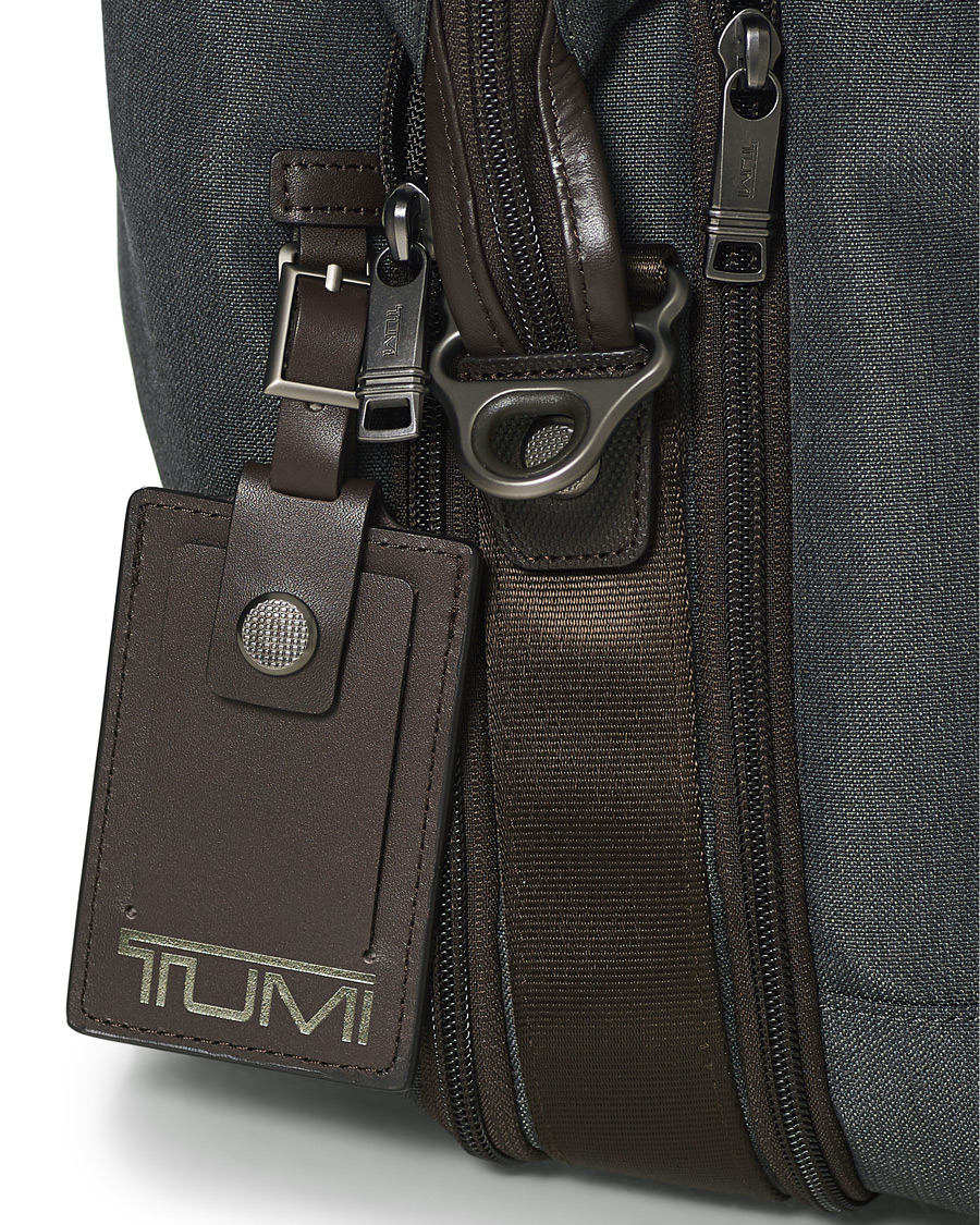 Tumi expandable hotsell travel satchel